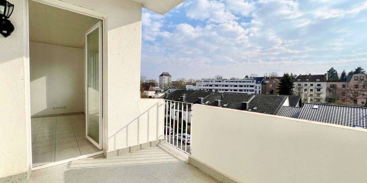 Etagenwohnung Hanau Lamboy - 3 Zimmer, 81 m&sup2;, 1.050&euro; | Angebot:25940615