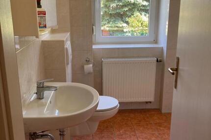 DÖBELN 1-Raum-Wohnung, Einbauküche, ruhige Lage 1 zimmer