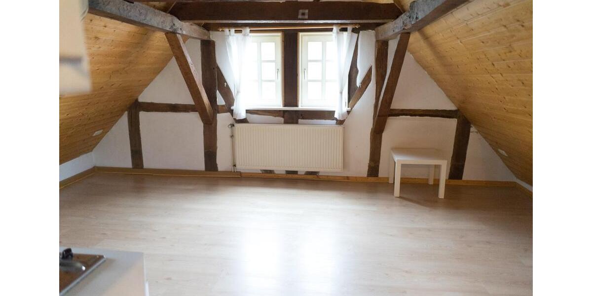 Dachgeschoßwohnung Bad Wildungen - 1 Zimmer, 17 m&sup2;, 220&euro; | Angebot:24878849