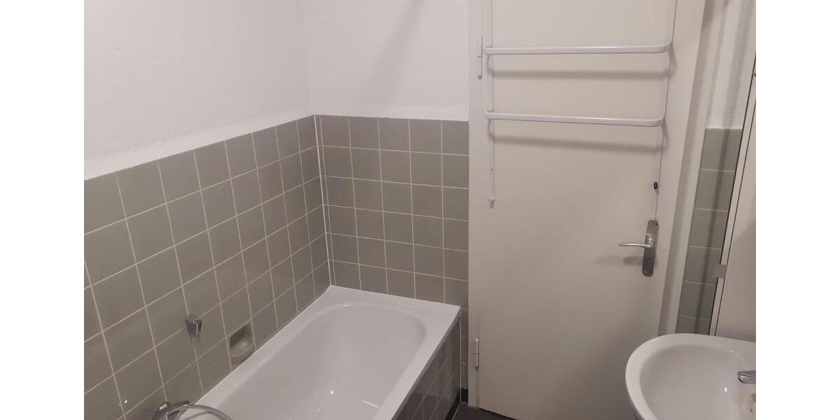 Etagenwohnung Dortmund - 3 Zimmer, 79 m&sup2;, 790&euro; | Angebot:26233371