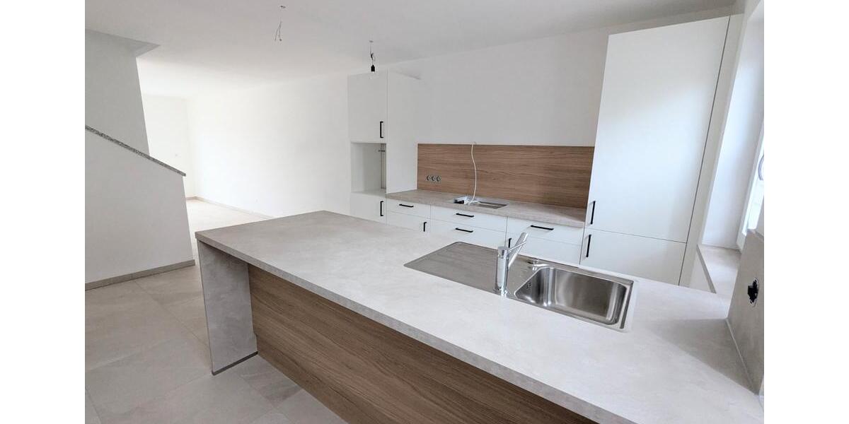 Doppelhaushälfte Bad Birnbach Asenham - 5 Zimmer, 150 m&sup2;, 1.480&euro; | Angebot:26031861