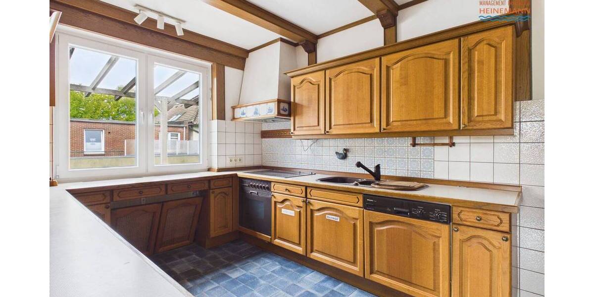 Etagenwohnung Cuxhaven - 3 Zimmer, 127 m&sup2;, 1.050&euro; | Angebot:26486373