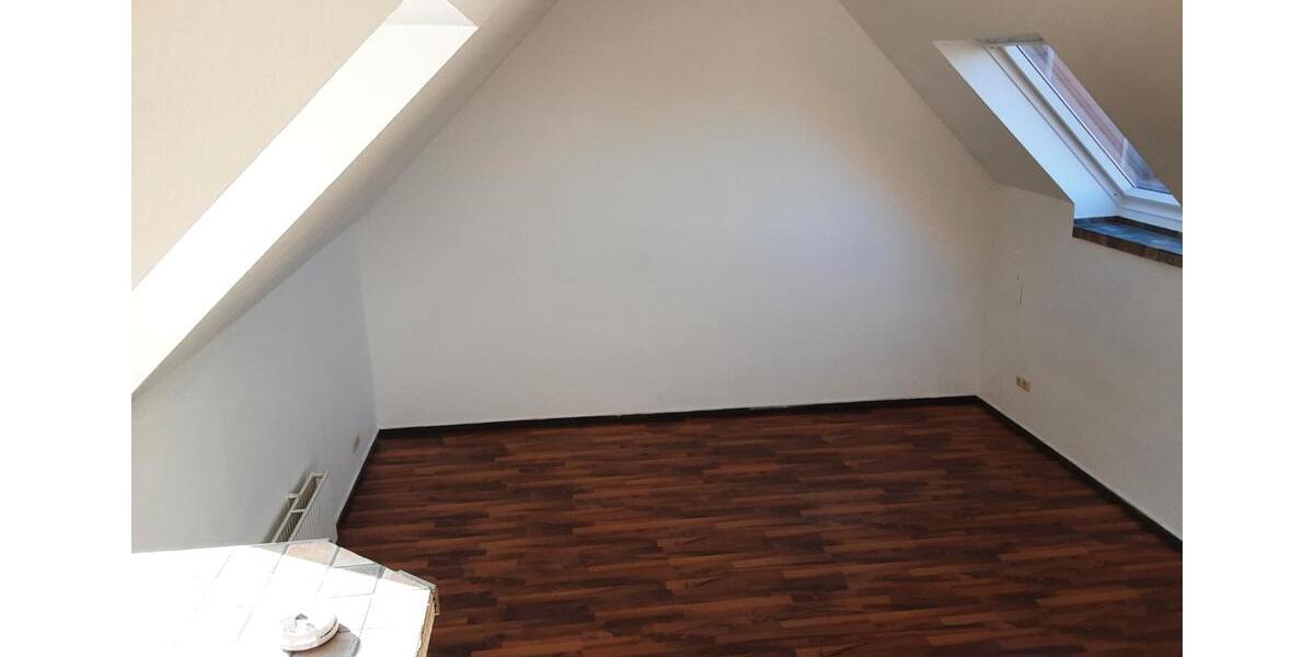 Etagenwohnung Schwarzenbek - 5.5 Zimmer, 160 m&sup2;, 1.400&euro; | Angebot:26237319