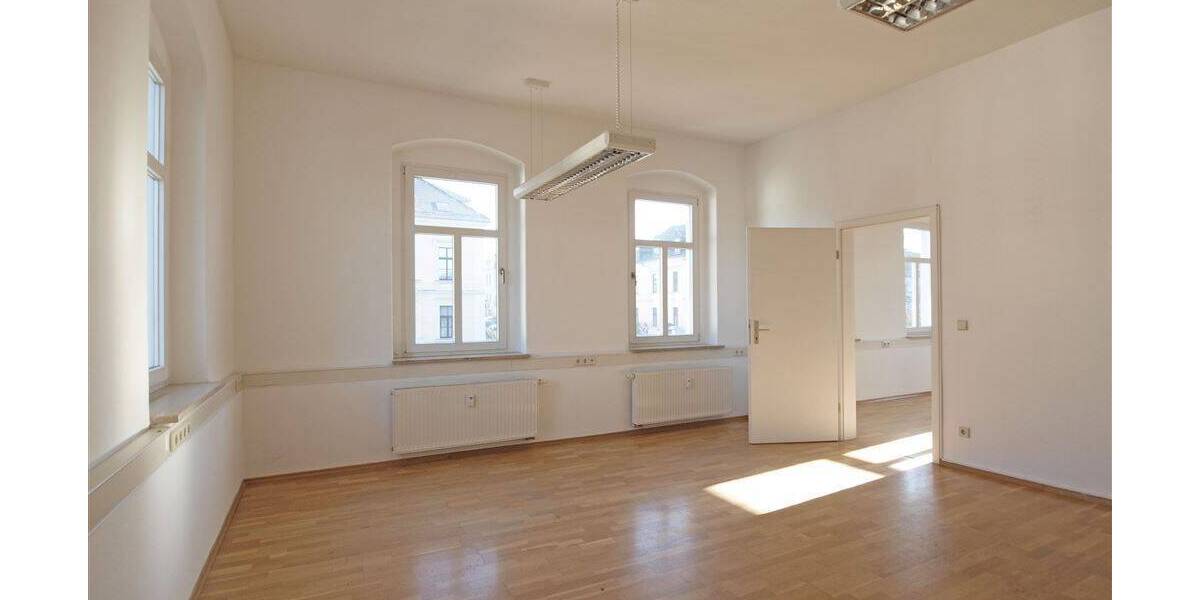 Gewerbeobjekt Frankenberg - 4 Zimmer, 116 m&sup2;, 696&euro; | Angebot:26862979