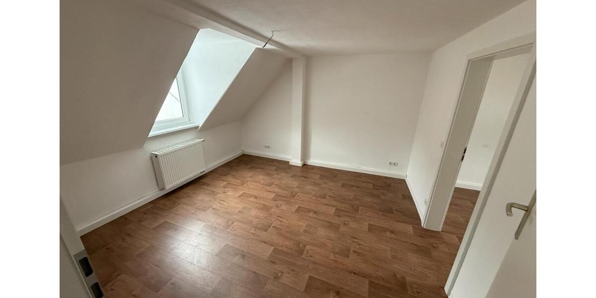Dachgeschoßwohnung Sitzendorf - 4 Zimmer, 54 m&sup2;, 350&euro; | Angebot:24719567