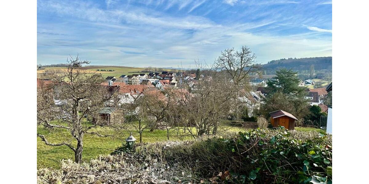 Erdgeschoßwohnung Aichtal - 3.5 Zimmer, 150 m&sup2;, 2.500&euro; | Angebot:24819324