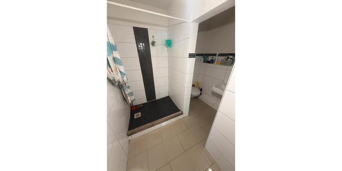 Wohnen auf Zeit Villingen-Schwenningen Schwenningen - 3 Zimmer, 16 m&sup2;, 270&euro; | Angebot:26287076