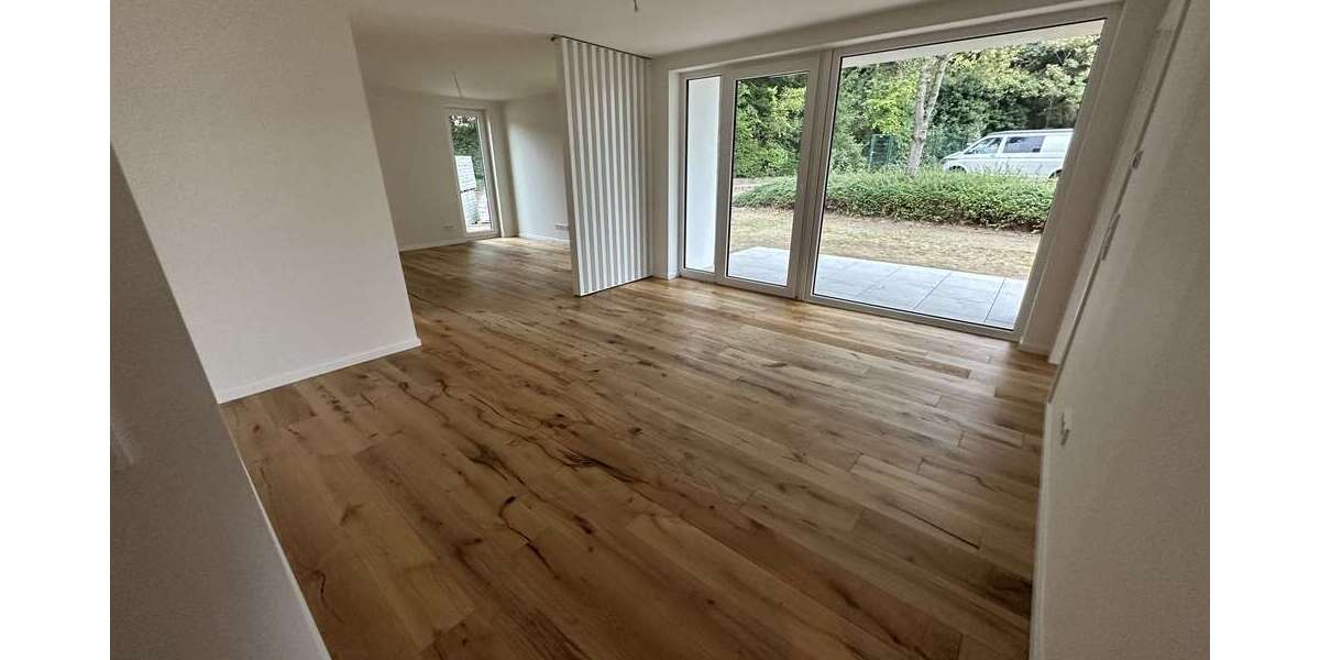 Etagenwohnung Eutin - 3 Zimmer, 89 m&sup2;, 1.170&euro; | Angebot:27185146