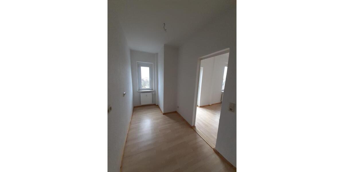 Etagenwohnung Zwenkau - 2 Zimmer, 46 m&sup2;, 280&euro; | Angebot:25935599