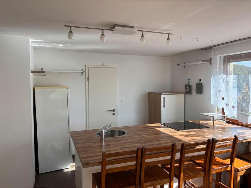 2 Zimmer Wohnung ab sofort zu vermieten zimmer
