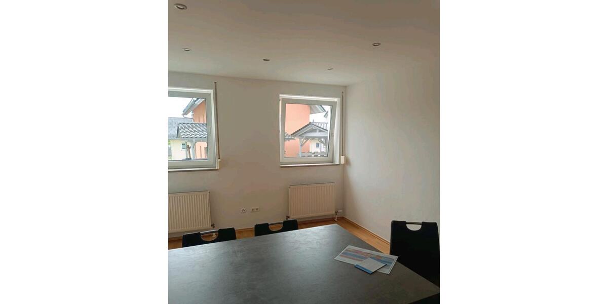 Erdgeschoßwohnung Deggendorf - 3.5 Zimmer, 89 m&sup2;, 960&euro; | Angebot:25840246