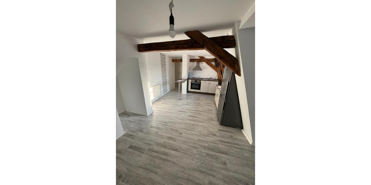 Dachgeschoßwohnung Freiberg - 2.5 Zimmer, 67 m&sup2;, 380&euro; | Angebot:26470199