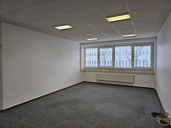 Gewerbeobjekt Osnabrück Atter - 1 Zimmer, 325 m&sup2;, 3.140&euro; | Angebot:23853504