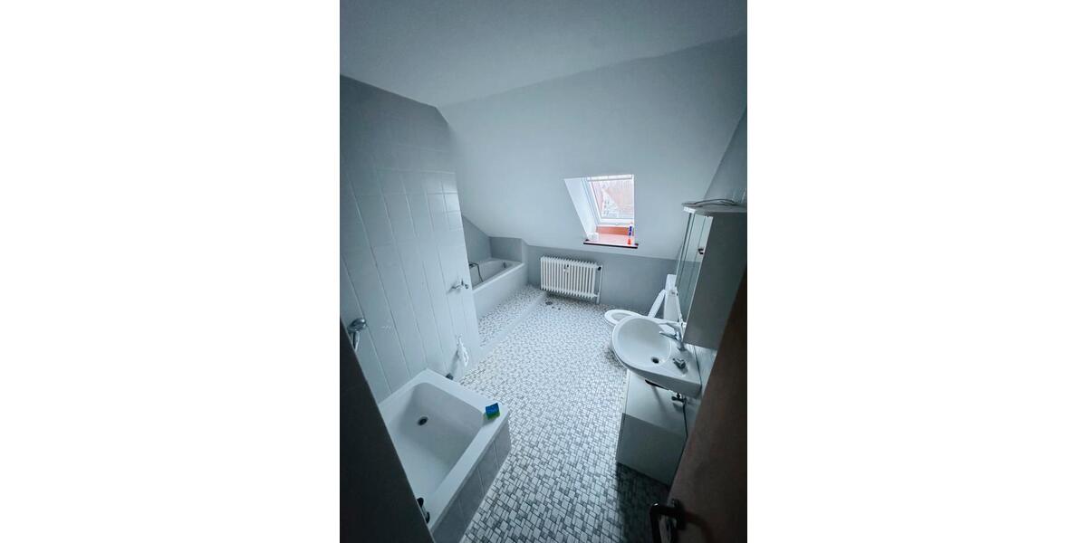 Dachgeschoßwohnung Garbsen Berenbostel - 3 Zimmer, 94 m&sup2;, 862&euro; | Angebot:25965411