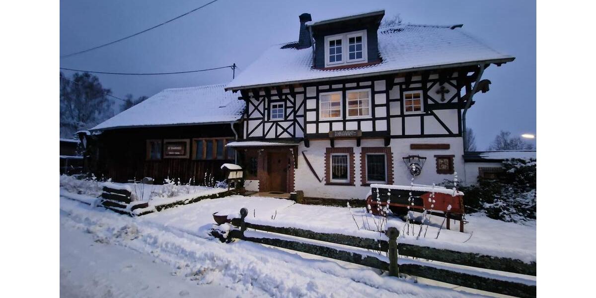 Erdgeschoßwohnung Waldbröl - 1 Zimmer, 50 m&sup2;, 589&euro; | Angebot:25235952