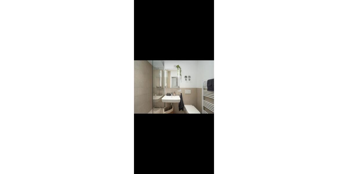 Wohnen auf Zeit Düsseldorf Düsseltal - 1 Zimmer, 11 m&sup2;, 670&euro; | Angebot:26621090
