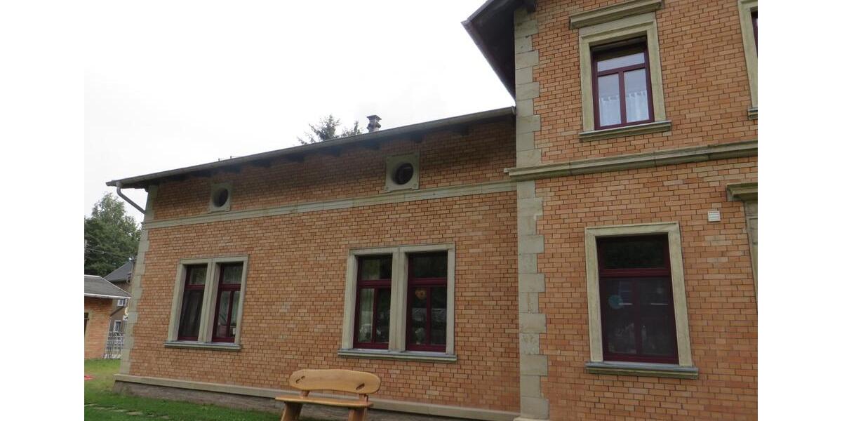 Erdgeschoßwohnung Mülsen - 2 Zimmer, 52 m&sup2;, 340&euro; | Angebot:24731640