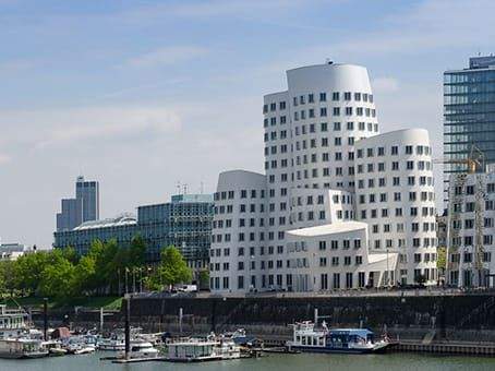 Flexible Büroräume und Arbeitsplätze im beliebten Medienhafen - All-in-Miete zimmer