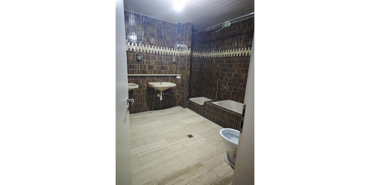 Etagenwohnung Bad Kreuznach - 5 Zimmer, 220 m&sup2;, 400&euro; | Angebot:26476586