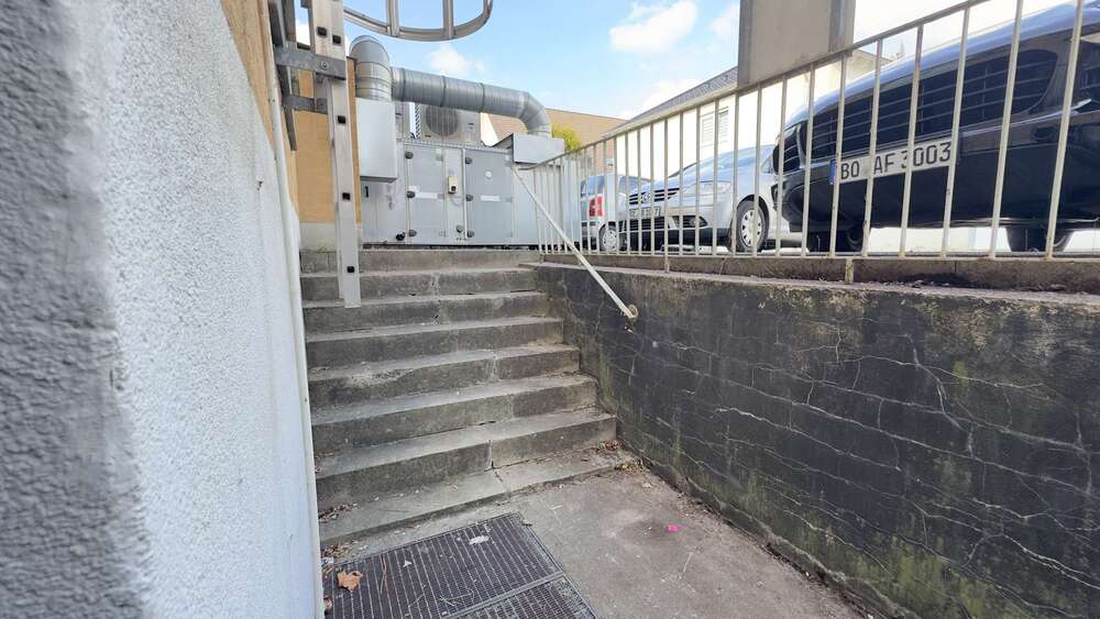 Top-Gewerbefläche in Marl-Hüls – 655 m² Verkaufs-, Büro- & Lagerfläche mit Parkplätzen - Gewerbeobjekt Marl Hüls-Süd | Angebot:26762283