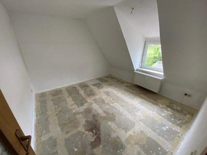 Etagenwohnung Könnern - 3 Zimmer, 69 m&sup2;, 345&euro; | Angebot:25666901