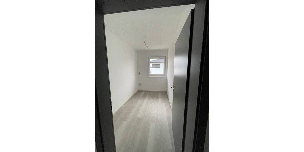 Doppelhaushälfte Leopoldshöhe - 5 Zimmer, 146 m&sup2;, 1.700&euro; | Angebot:26751950