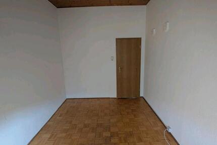 Wohnung Karlsruhe Südstadt - 4 Zimmer, 70 m&sup2;, 420&euro; | Angebot:26626715