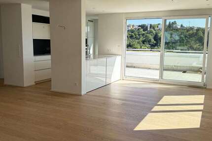 Wohnung zum Mieten in Esslingen 2.100 € 132.86 m²