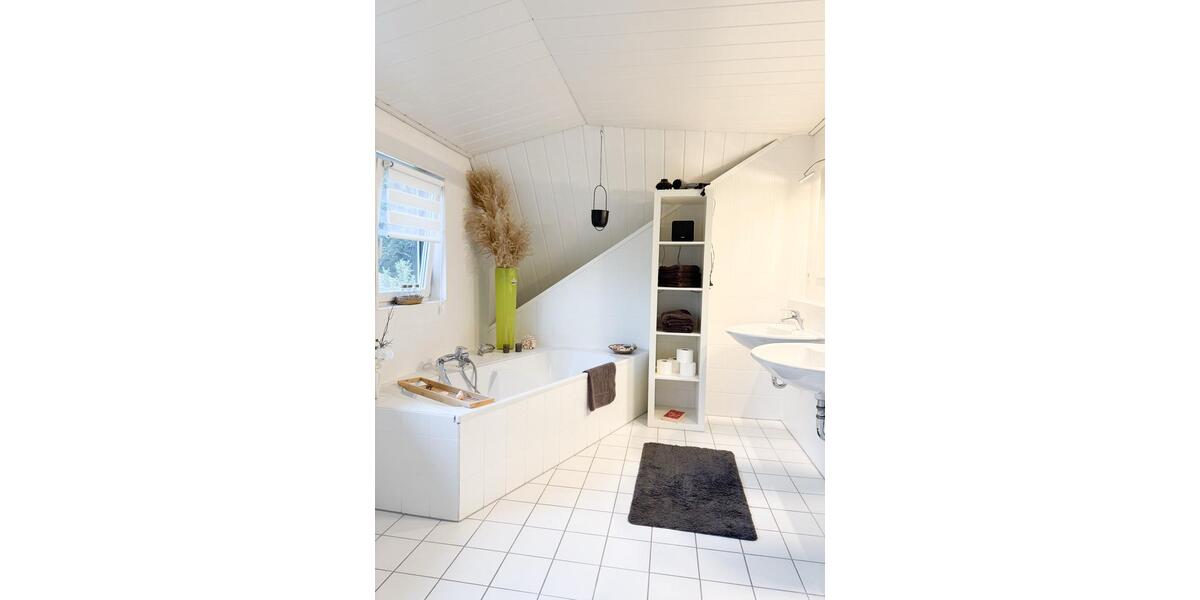 Wohnen auf Zeit Großenkneten - 3 Zimmer, 75 m&sup2;, 70&euro; | Angebot:24494786