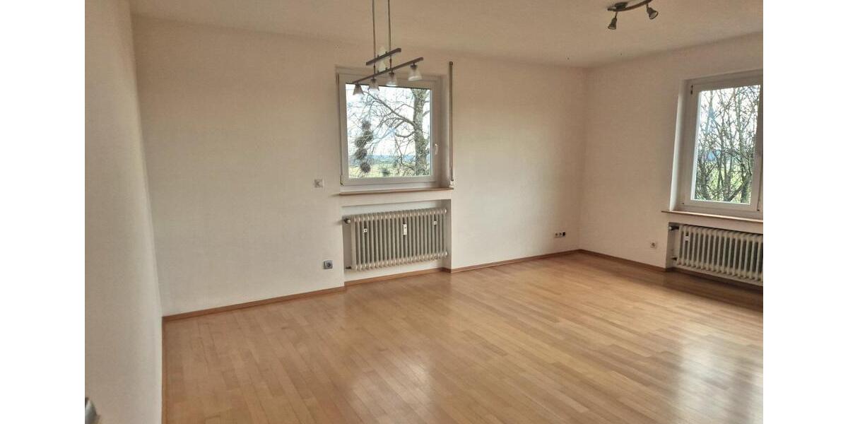 Etagenwohnung Böhmenkirch - 4 Zimmer, 102 m&sup2;, 1.050&euro; | Angebot:24354943