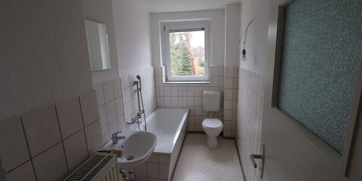 Etagenwohnung Seegebiet Mansfelder Land Röblingen am See - 2 Zimmer, 47 m&sup2;, 315&euro; | Angebot:25097272