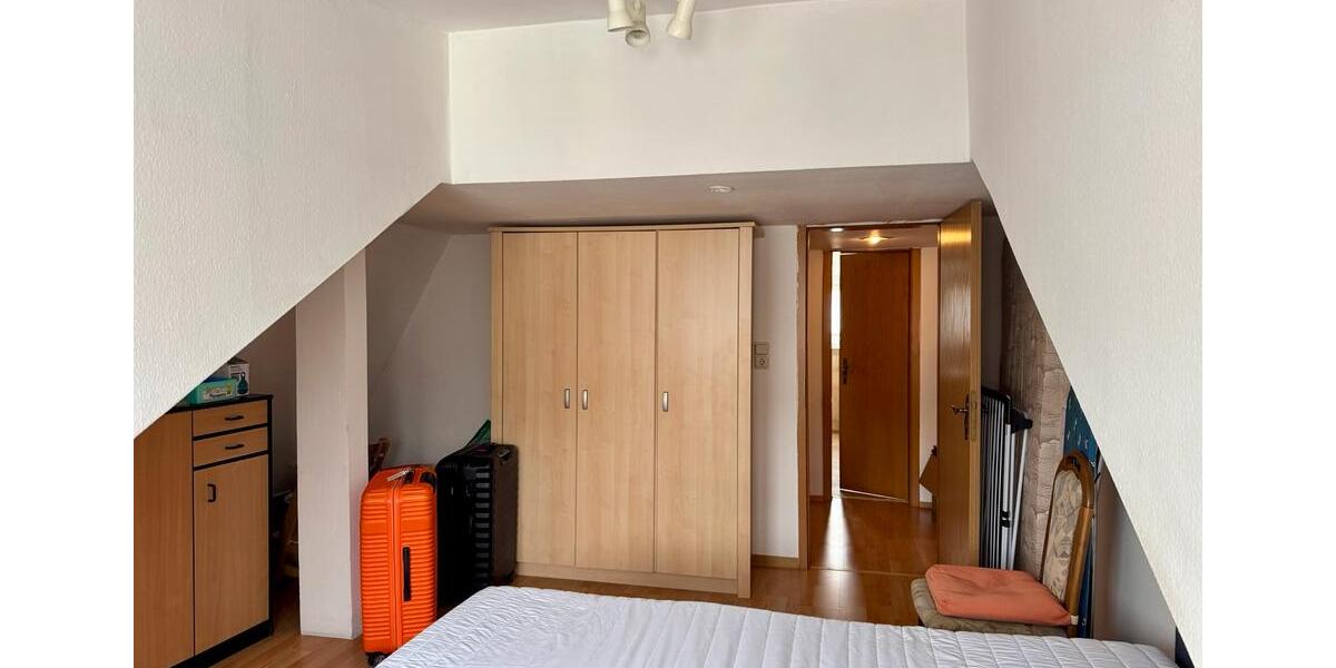 Dachgeschoßwohnung Kirn - 2 Zimmer, 65 m&sup2;, 750&euro; | Angebot:26120709