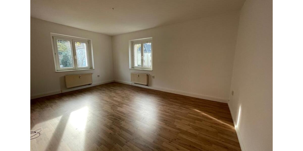 Etagenwohnung Augustusburg - 2 Zimmer, 69 m&sup2;, 420&euro; | Angebot:23764647