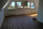 Dachgeschoßwohnung Husby - 2.5 Zimmer, 65 m&sup2;, 600&euro; | Angebot:24215454