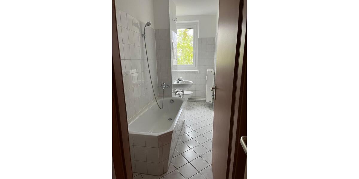Etagenwohnung Magdeburg Leipziger Straße - 2 Zimmer, 50 m&sup2;, 355&euro; | Angebot:24506404