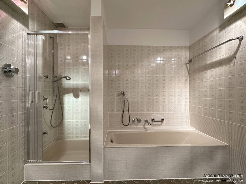 JÄSCHKE - Gepflegter Bungalow mit Garten, Terrasse und Garage 3 zimmer