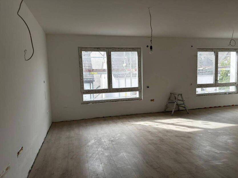 2,5 Zimmer-Wohnung, Aufzug, Barrierefrei sowie mit günstigen Sonnen-Energie (A+)