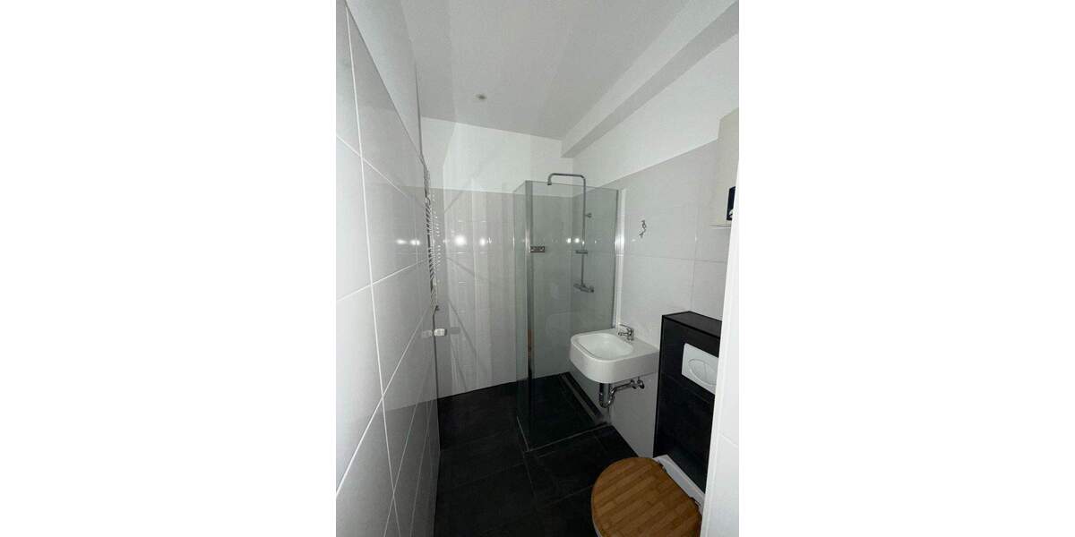 Etagenwohnung Duisburg Mittelmeiderich - 3 Zimmer, 61 m&sup2;, 500&euro; | Angebot:24909560