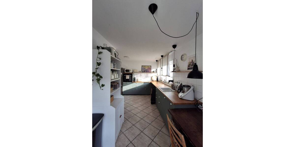 Etagenwohnung Ohmden - 4 Zimmer, 130 m&sup2;, 1.000&euro; | Angebot:26489096