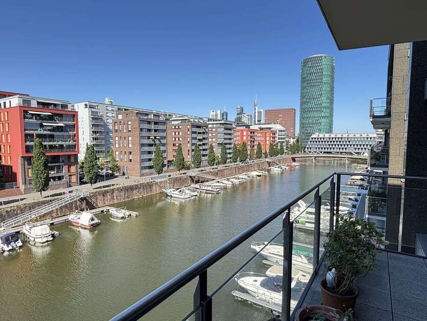 Wohnung zum Mieten in Frankfurt 3.450 € 132 m²