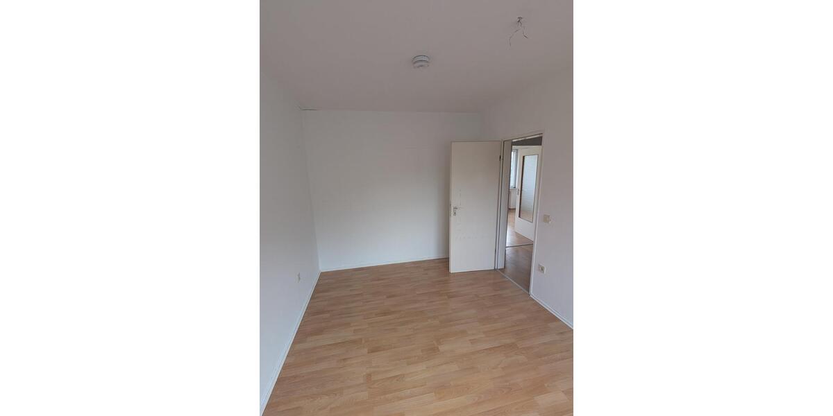 Etagenwohnung Köln Lindenthal - 1 Zimmer, 50 m&sup2;, 310&euro; | Angebot:25081447
