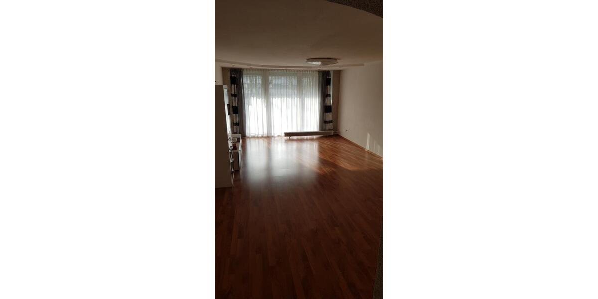 Etagenwohnung Flein - 4 Zimmer, 106 m&sup2;, 1.300&euro; | Angebot:25977680