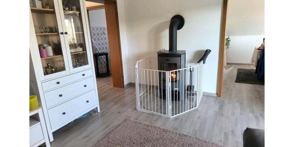 Dachgeschoßwohnung Osterrönfeld - 3.5 Zimmer, 83 m&sup2;, 1.200&euro; | Angebot:26215623