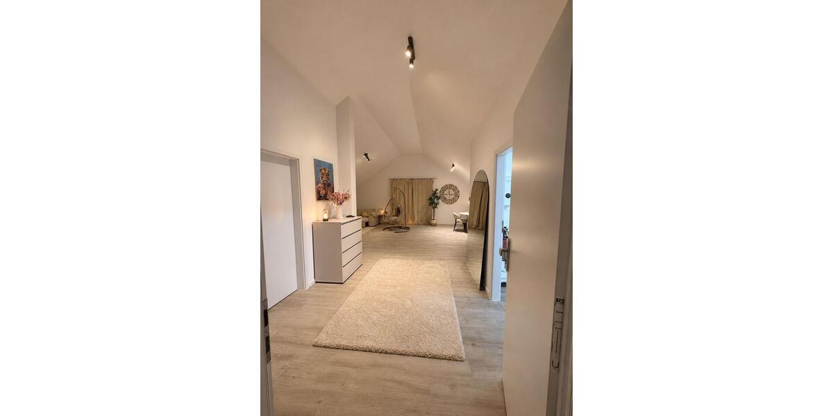 Dachgeschoßwohnung Mössingen - 2 Zimmer, 60 m&sup2;, 720&euro; | Angebot:26615042