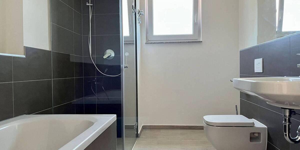 Etagenwohnung Schweinfurt Musikerviertel und amerik. Siedlung - 3 Zimmer, 89 m&sup2;, 999&euro; | Angebot:26851762