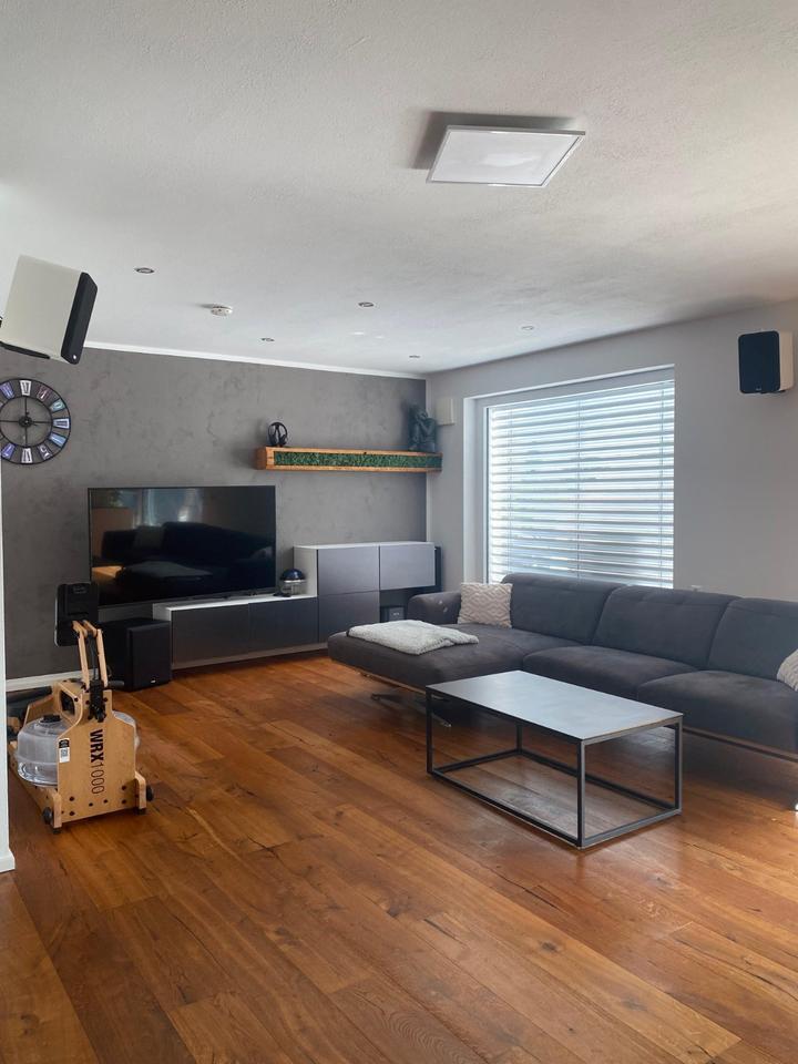 Neuwertige 3- Zimmer Wohnung mit Penthouse-Charakter