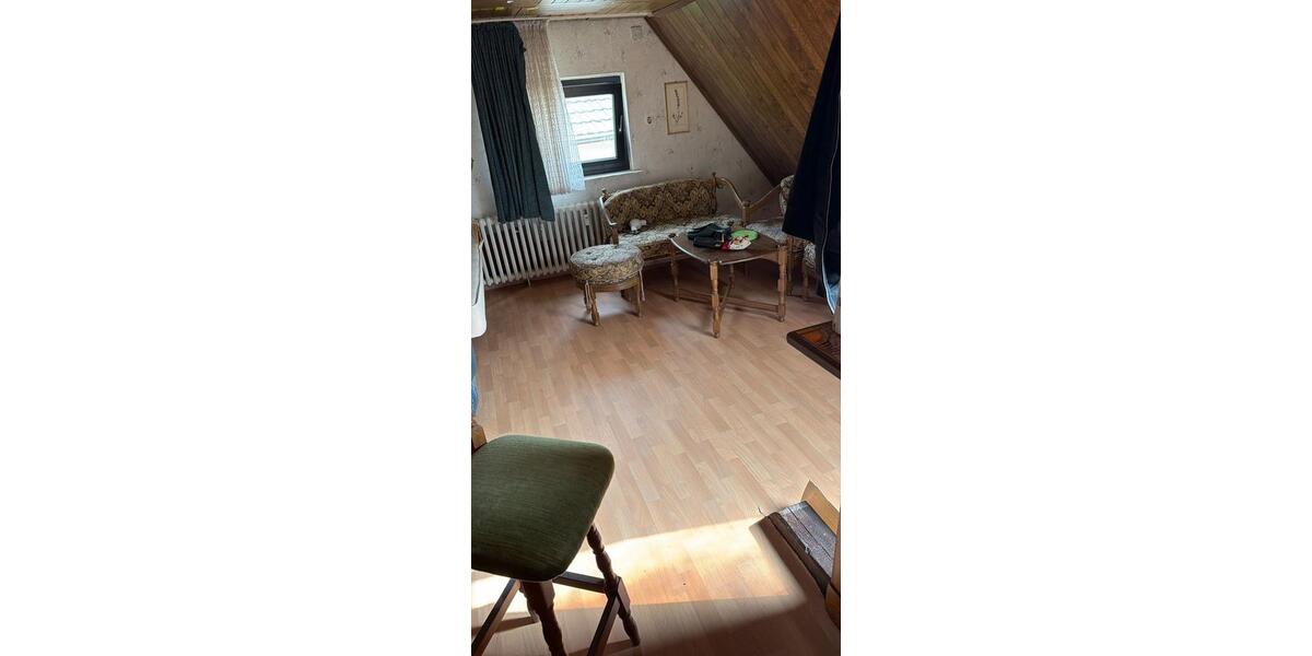 Etagenwohnung Siegburg - 4 Zimmer, 80 m&sup2;, 30&euro; | Angebot:26573031
