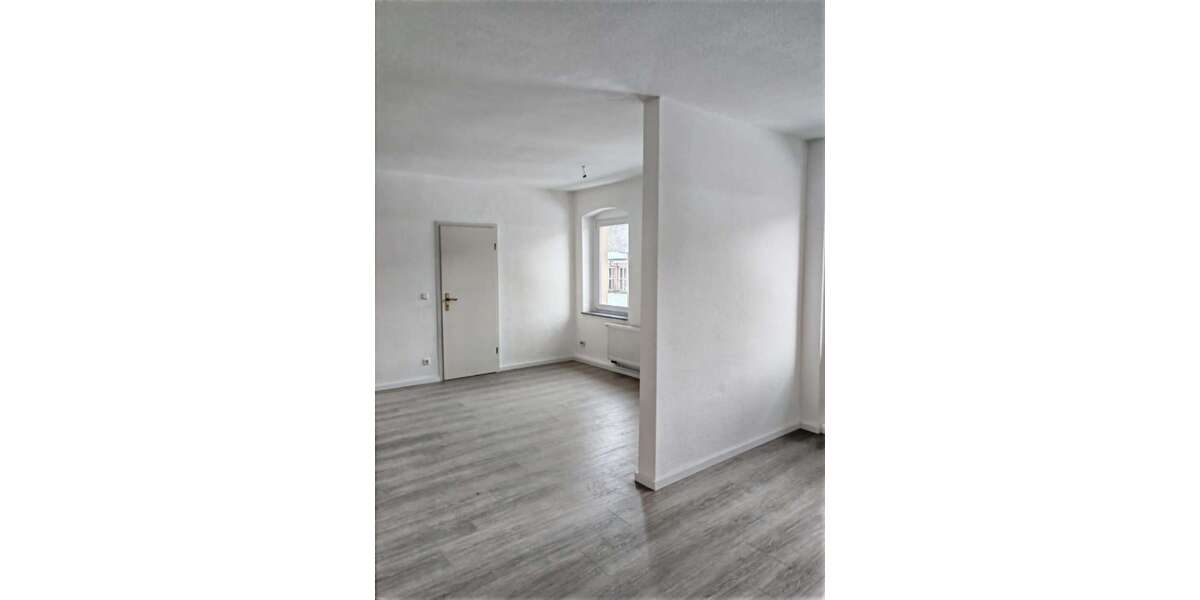 Etagenwohnung Oederan - 3 Zimmer, 80 m&sup2;, 480&euro; | Angebot:24152924