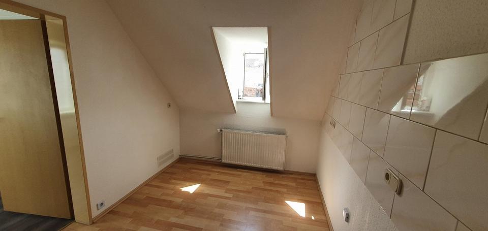 Dachgeschoßwohnung Wolfenbüttel Adersheim - 2 Zimmer, 48 m&sup2;, 453&euro; | Angebot:24345128