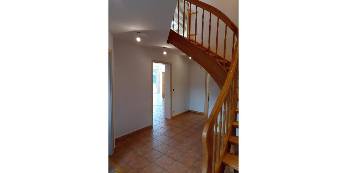 Einfamilienhaus Kaufbeuren - 5 Zimmer, 143 m&sup2;, 1.800&euro; | Angebot:25974145